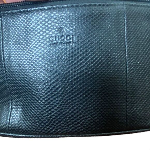 Gucci lizard Embossed Leather Baguette Handbag Black goldtone hardware zip close - Picture 12 of 13